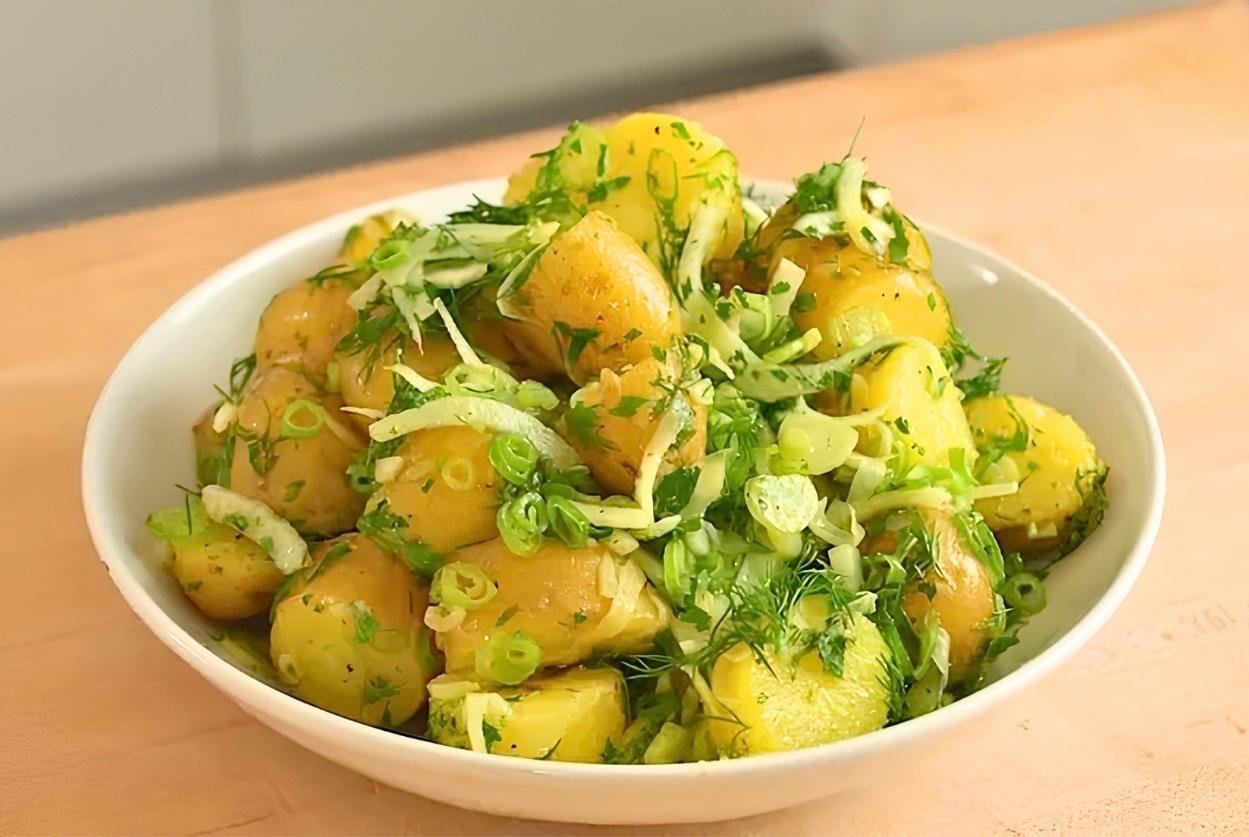 Quick Herbed Potato Salad with Fennel