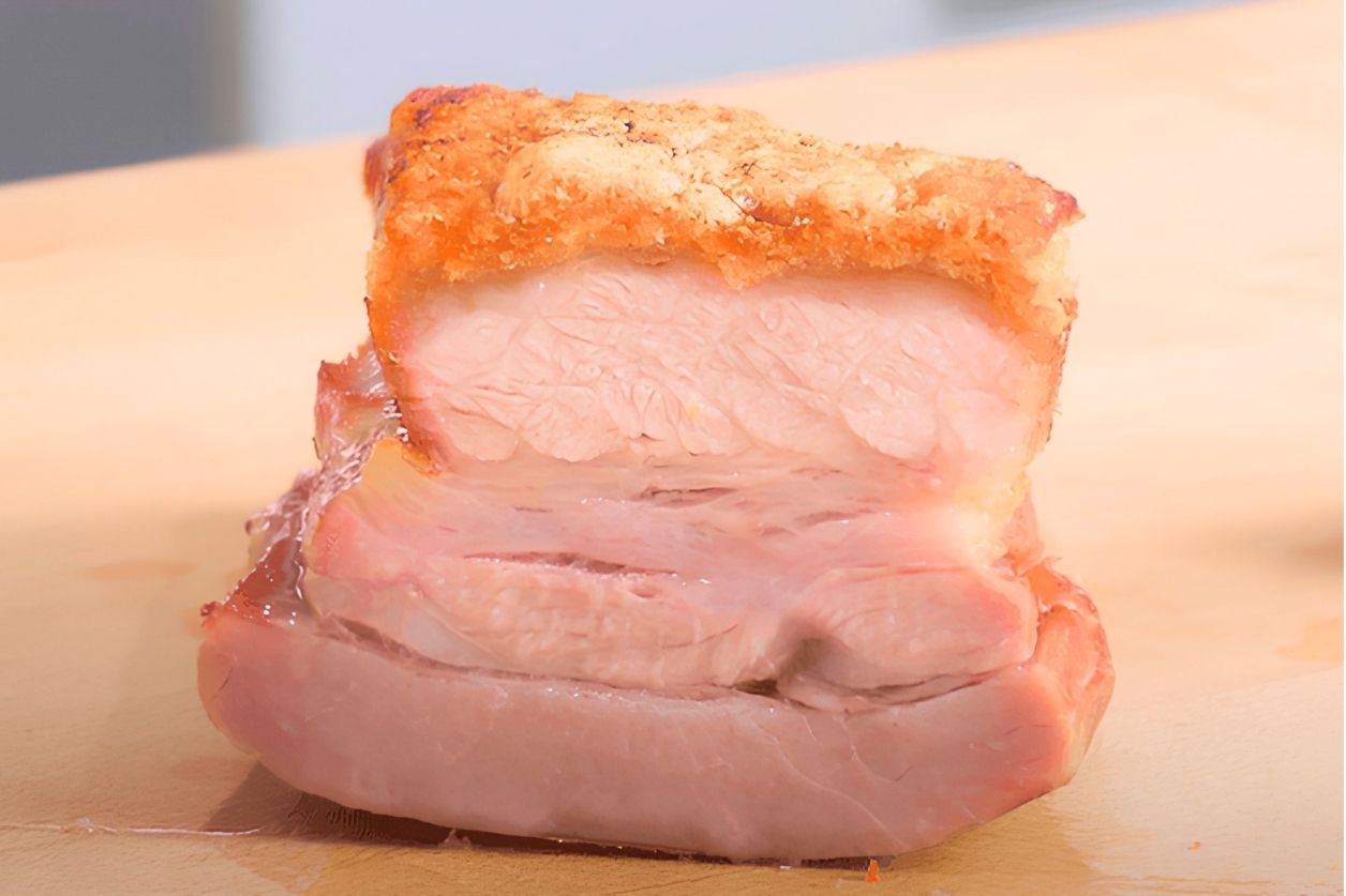 roast pork belly with crispy crackling